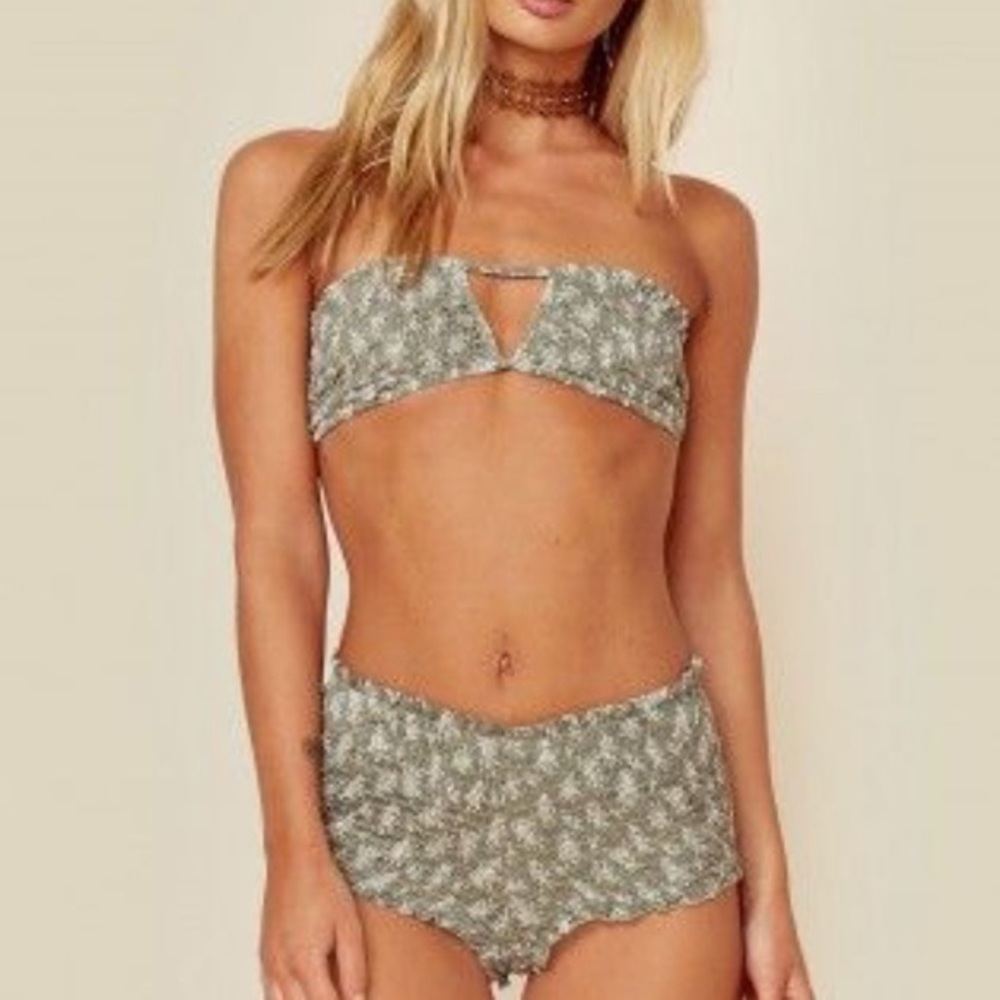 Blue Life Green Short Set